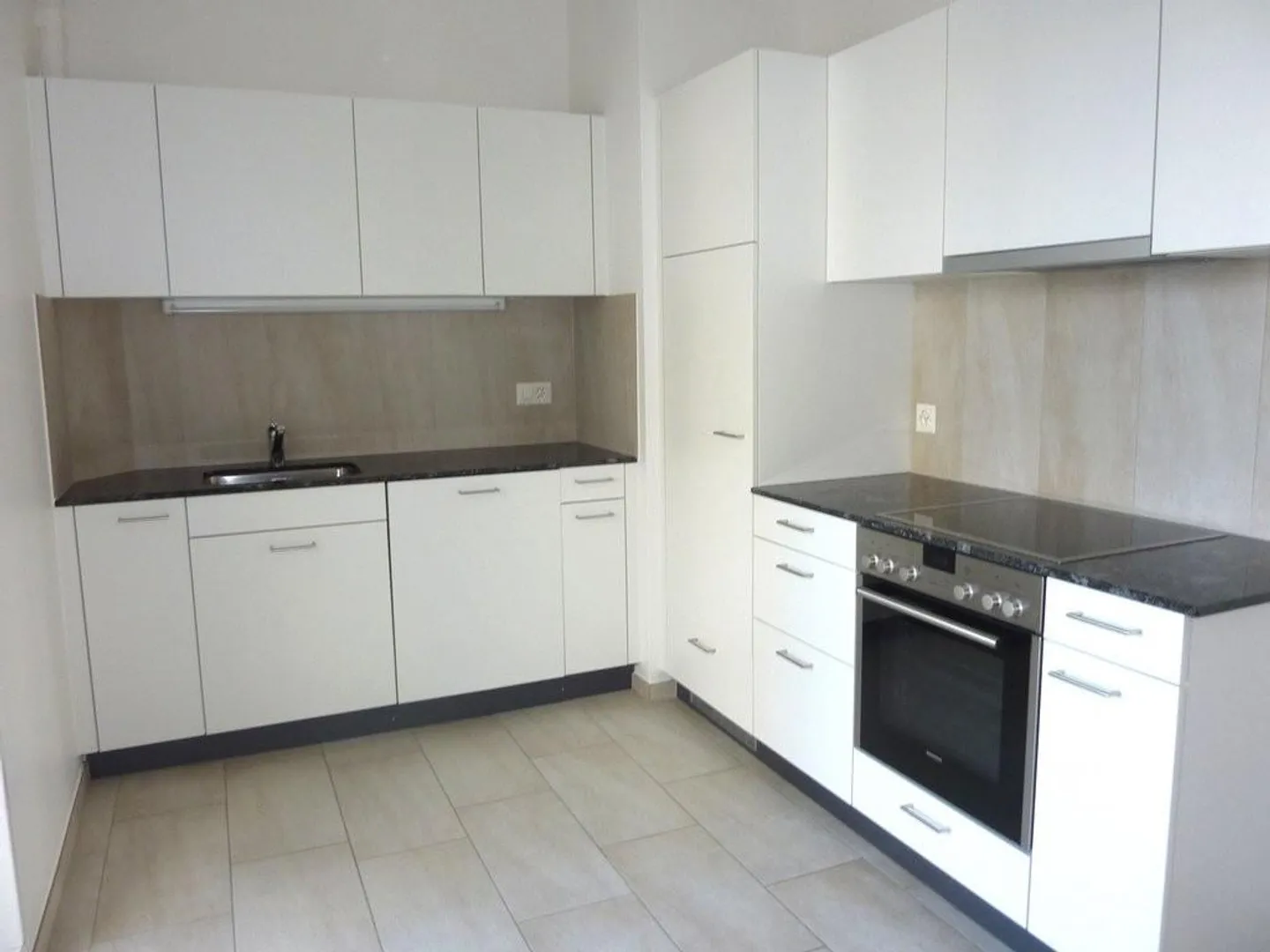 Charmante appartement 3 pièces près du parc Kannenfeld - Photo 3 sur 7