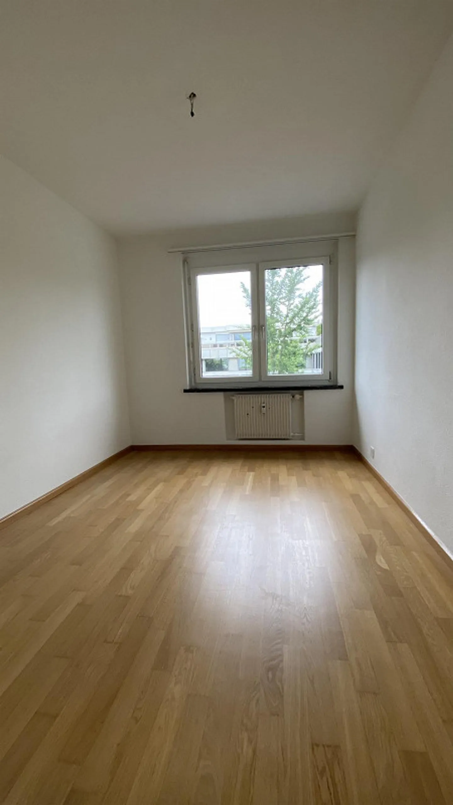 Ampio appartamento di 4,5 locali vicino al villaggio di Reinach - Foto 7 di 8