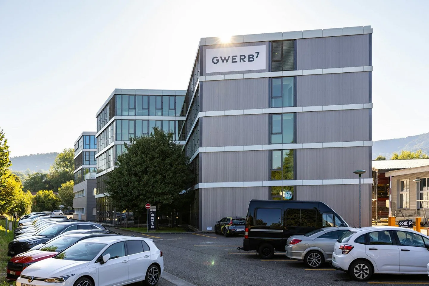 GWERB7 - 346m2 Spazio ufficio attraente con showroom e ingresso lounge... - Foto 9 di 10