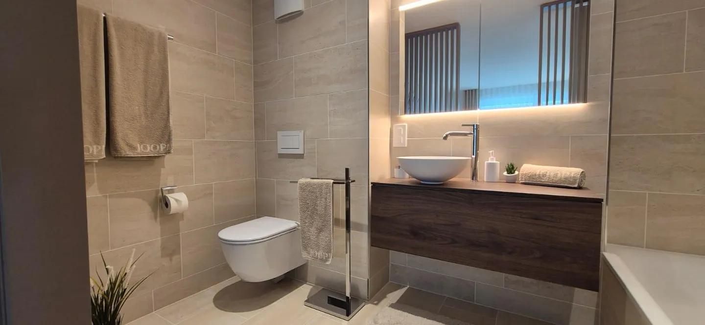 Appartement exclusif de 3,5 pièces avec vue imprenable sur le lac - Photo 7 sur 14