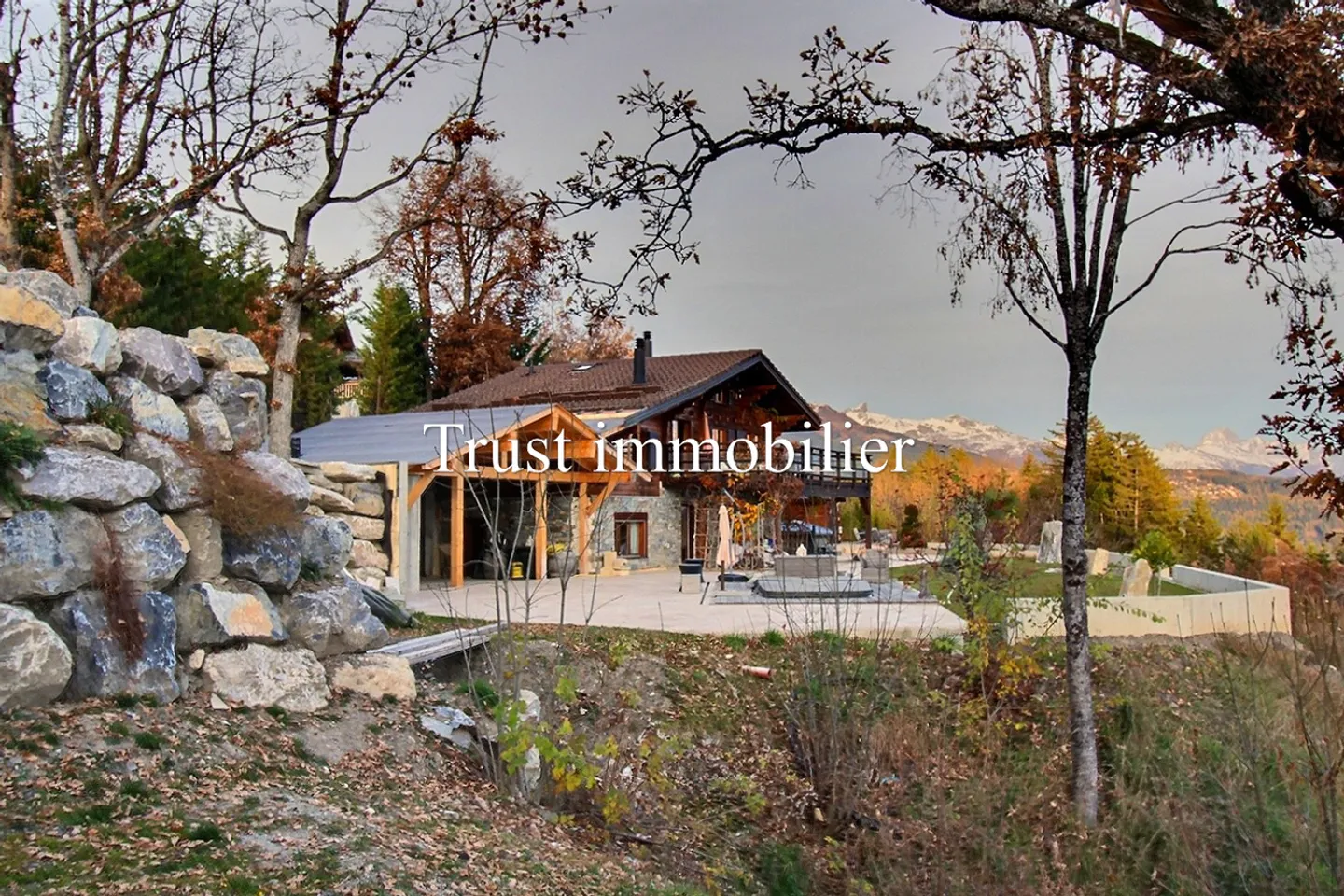 Vista panoramica e tranquillità garantita per questo Chalet - Foto 1 di 14