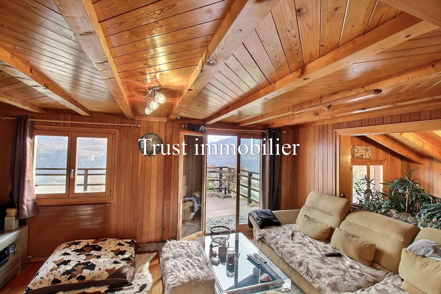 Vista panoramica e tranquillità garantita per questo Chalet - Foto 2 di 14