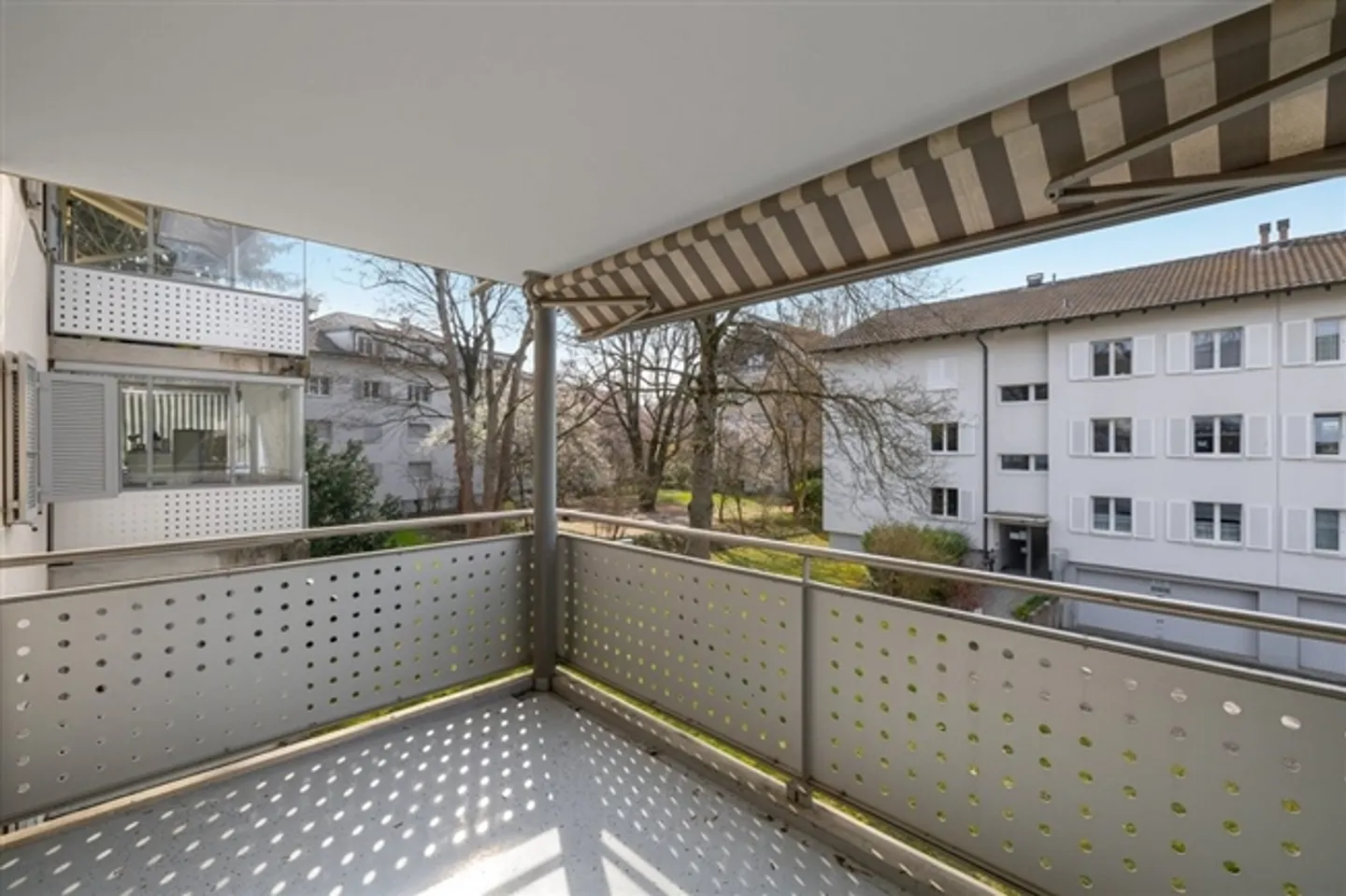 Appartamento in affitto - Foto 10 di 11