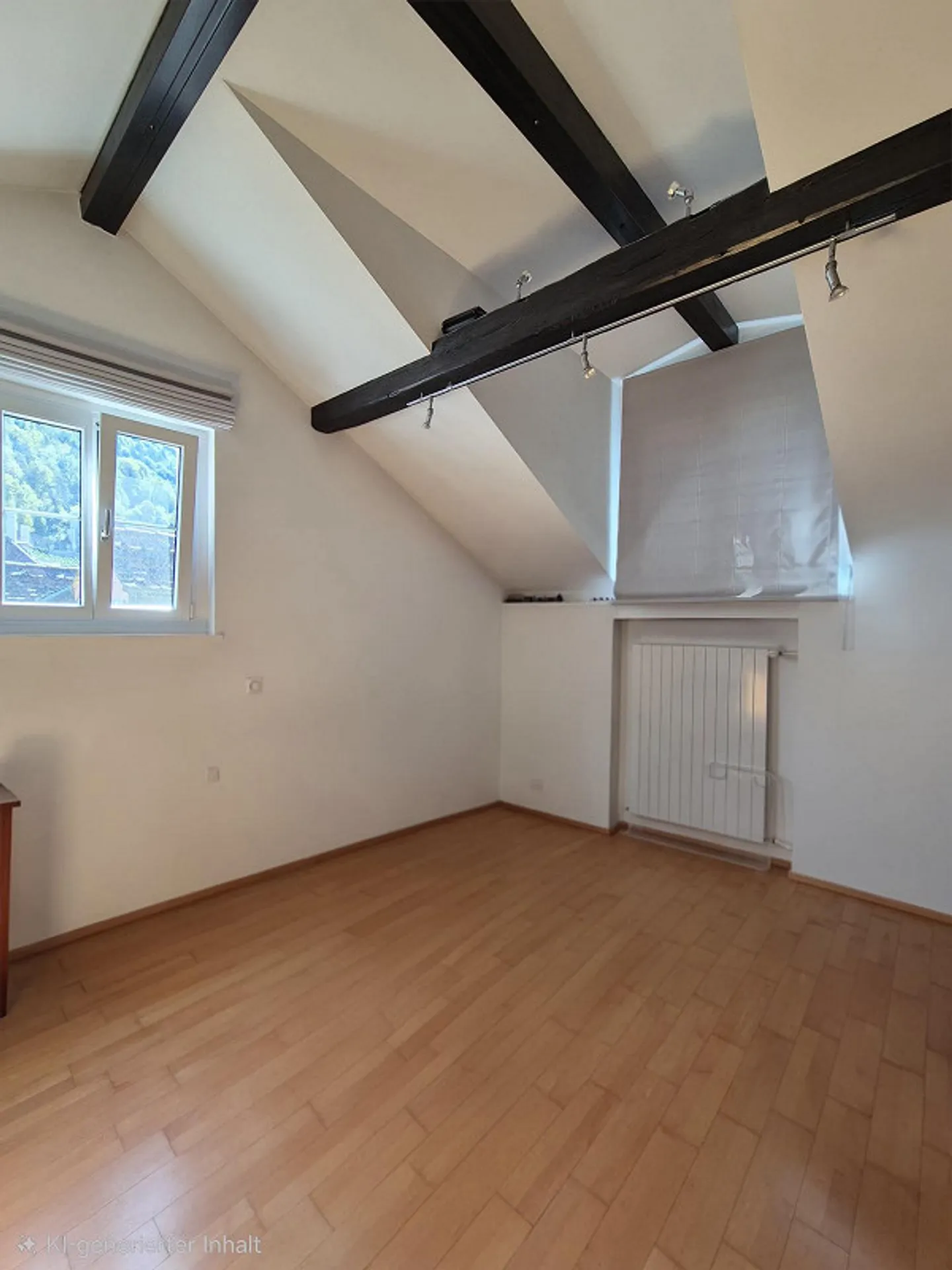 Appartamento Attico di 3,5 Stanze con Terrazza Privata sul Tetto - Foto 8 di 12