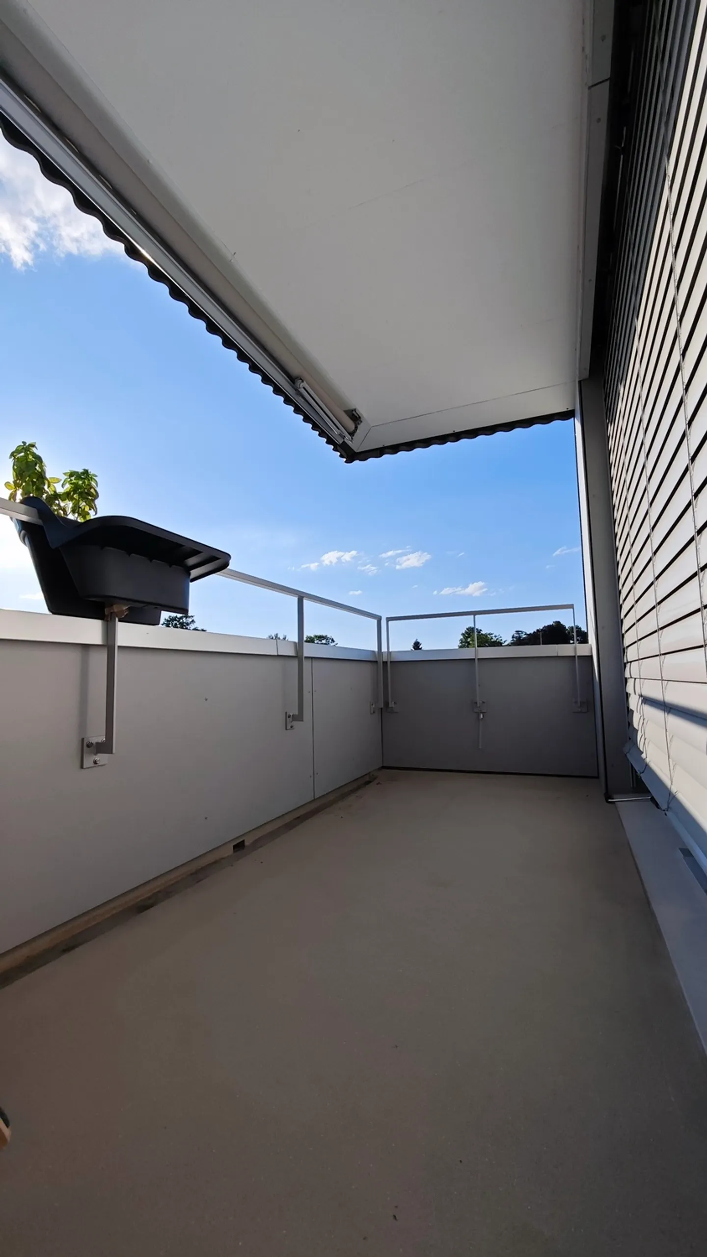APPARTEMENT 2½ PIÈCES À EMMENBRÜCKE (LU), MEUBLÉ, TEMPORAIRE - Photo 10 sur 10