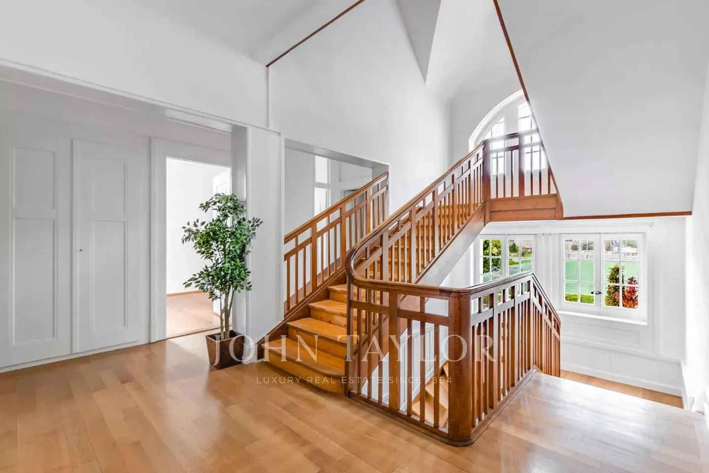 Magnificent Country House with Spectacular Lake View - Photo 1 of 13