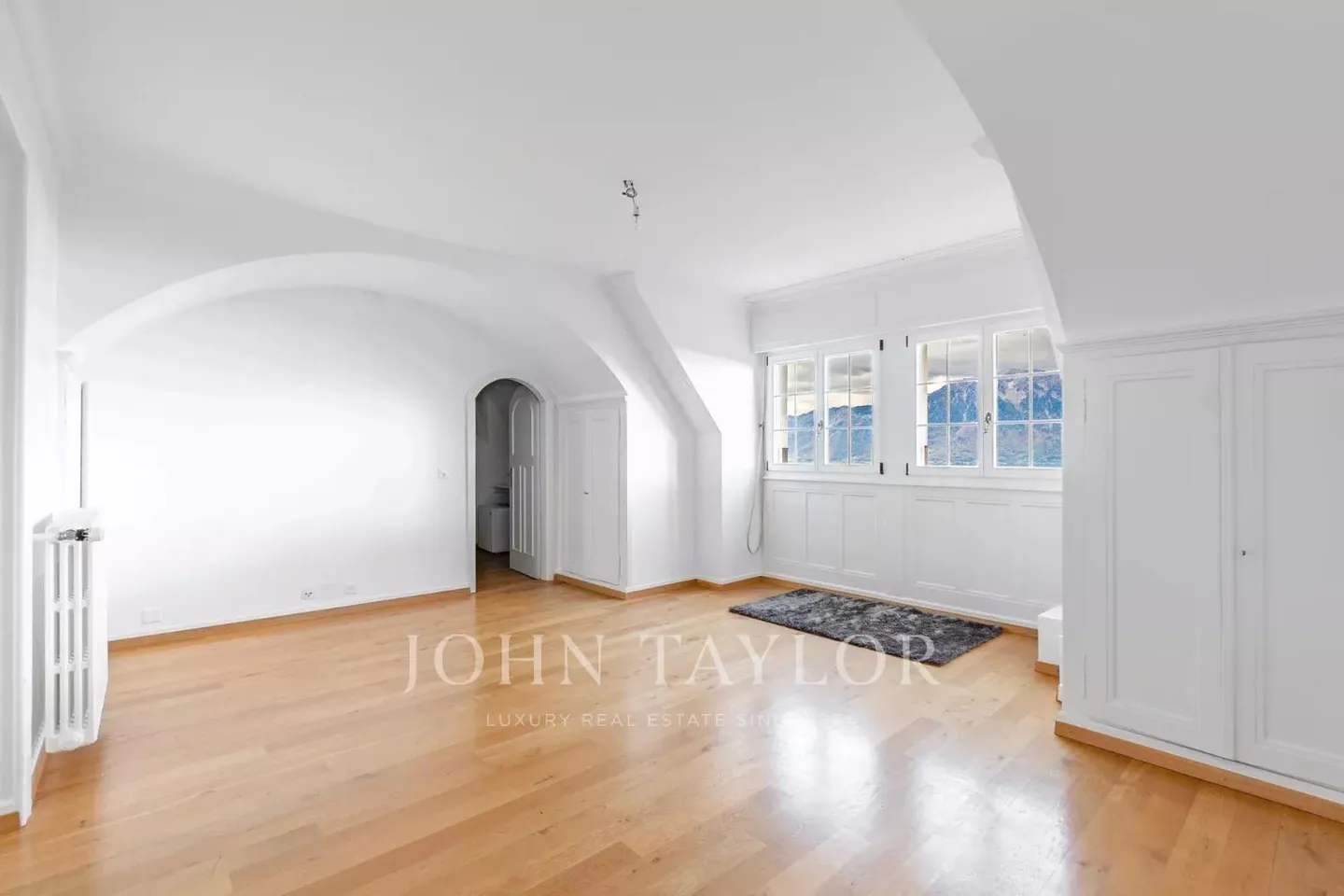 Magnificent Country House with Spectacular Lake View - Photo 13 of 13