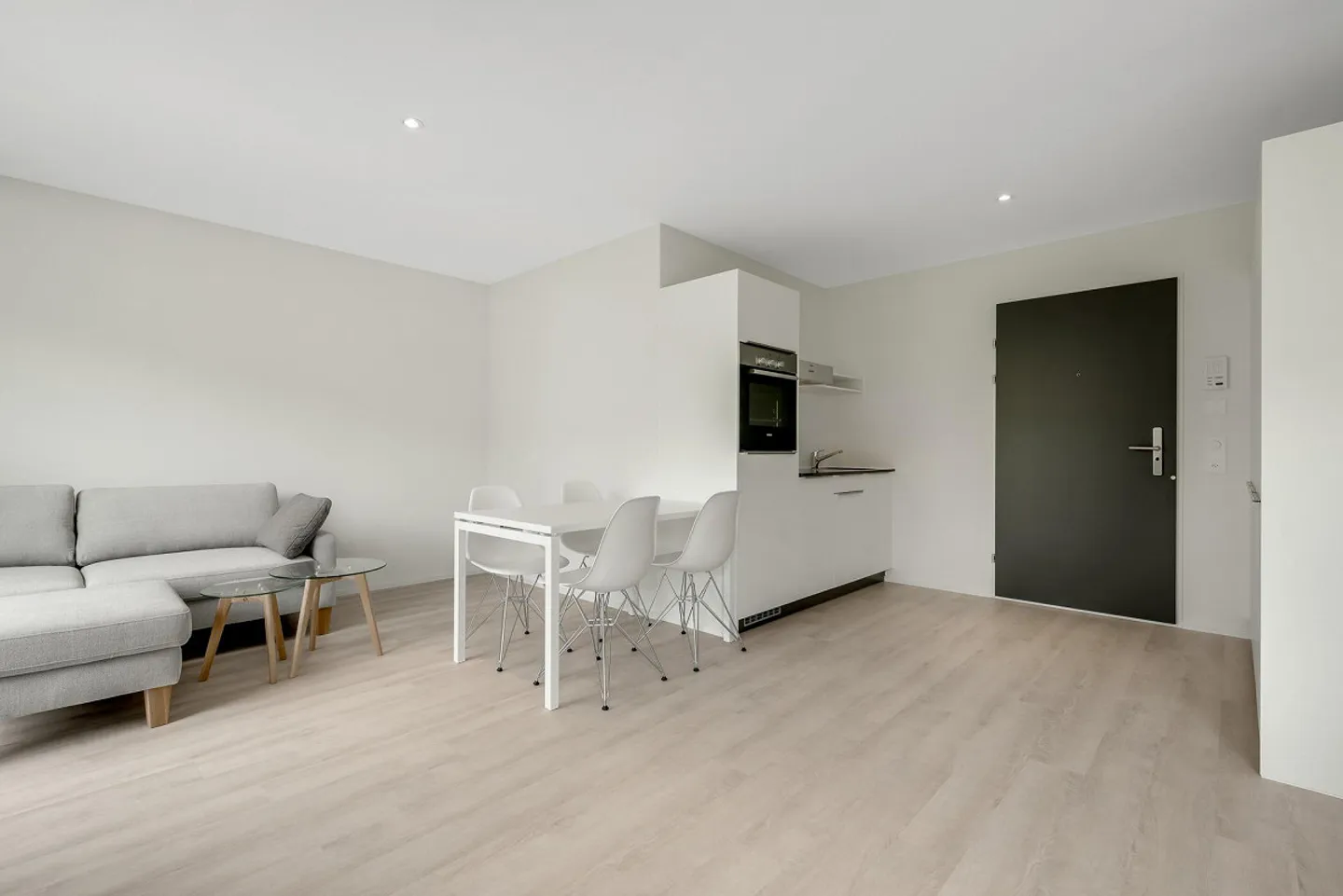 Great single apartment in the best urban location - Photo 3 of 5