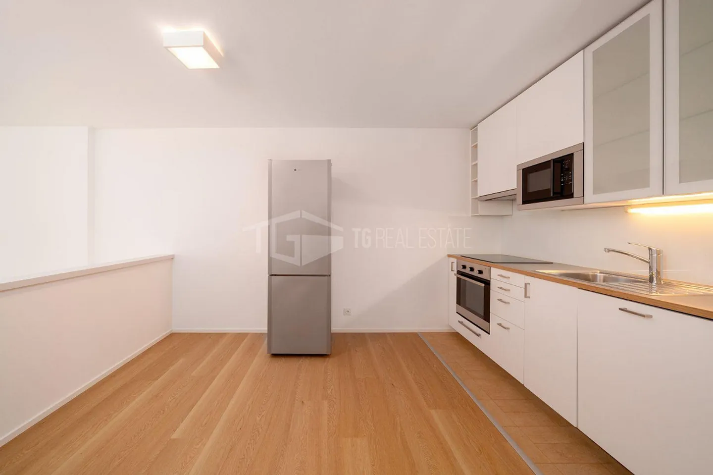 DUPLEX MIT GARTEN IM ZENTRUM VON LUGANO - Foto 5 von 14