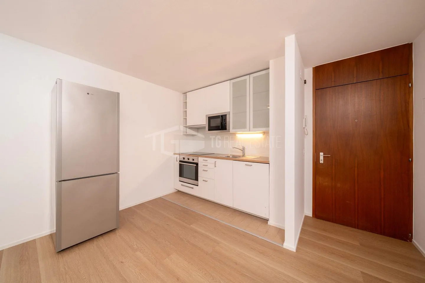 DUPLEX MIT GARTEN IM ZENTRUM VON LUGANO - Foto 6 von 14