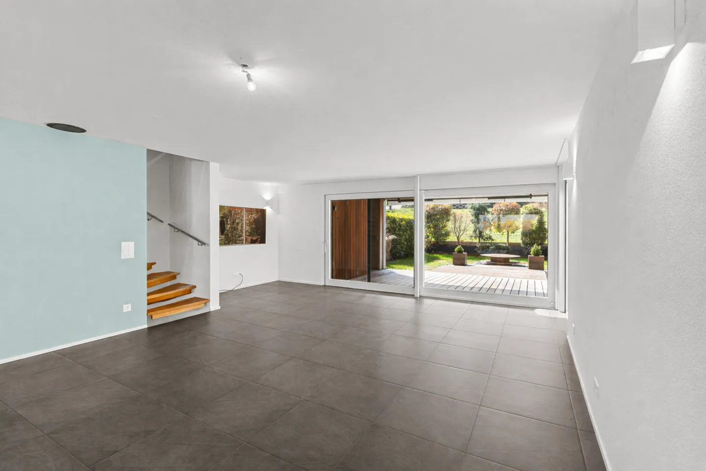 Family-Friendly Duplex Home - Photo 4 of 16