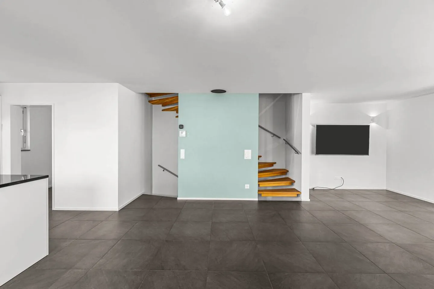 Family-Friendly Duplex Home - Photo 7 of 16