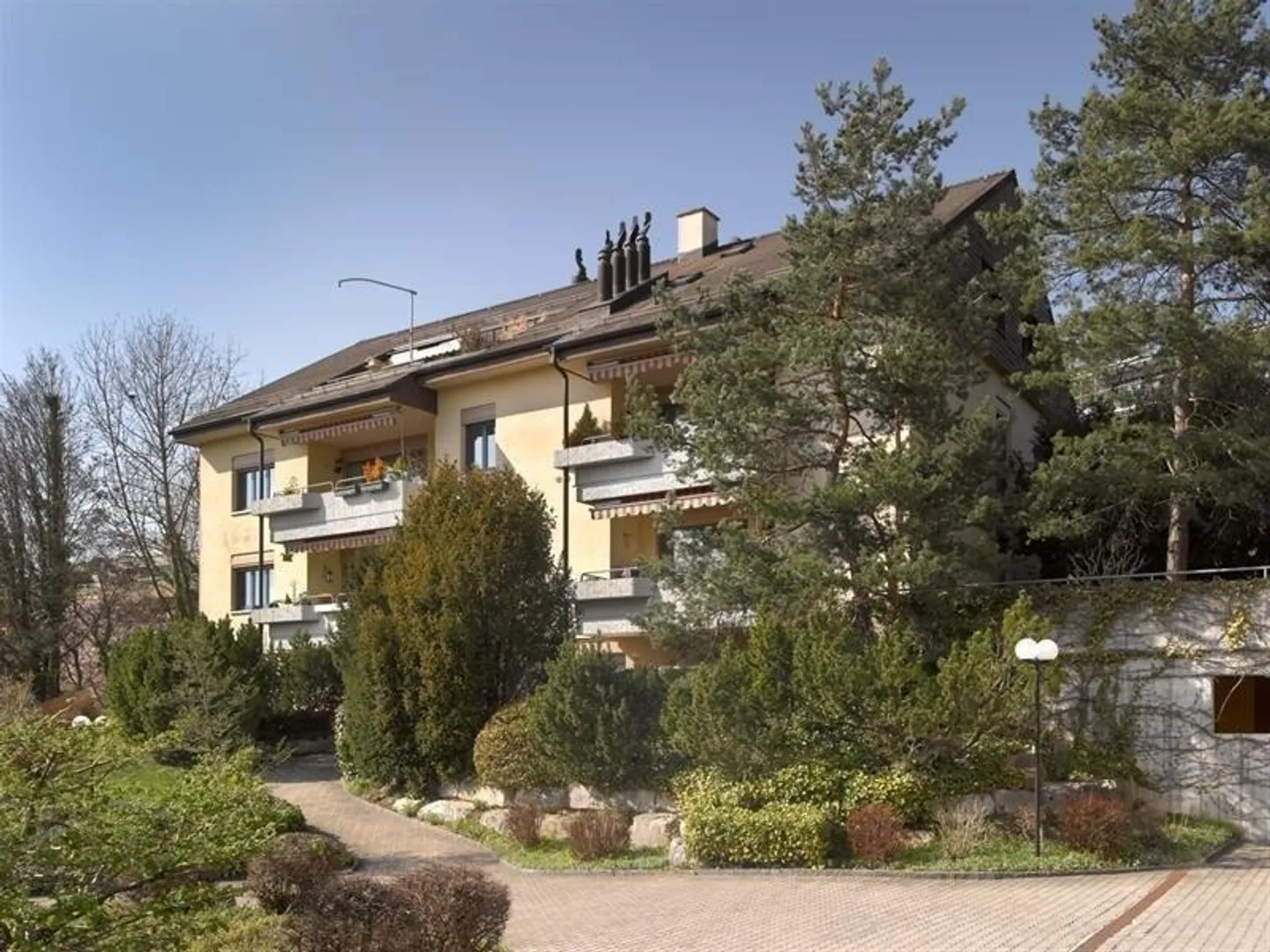 MIETEN OHNE KAUTION - Grosszügige Familienwohnung im Grünen - Foto 1 von 4