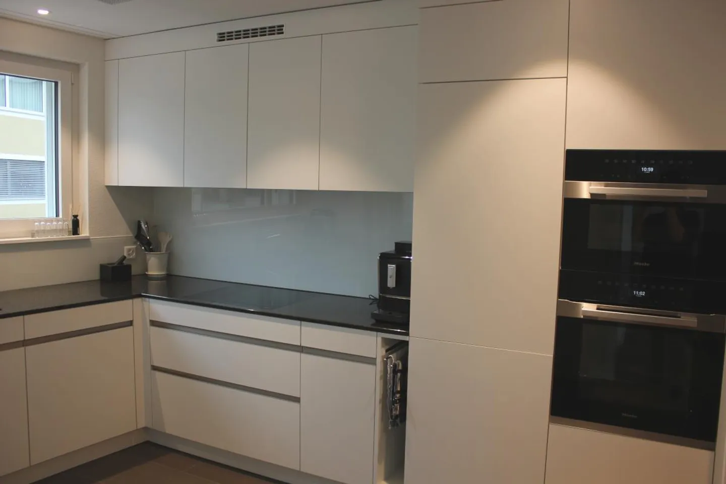 Grosszügige 2.5-Zimmer-Wohnung in Seenähe - Foto 4 von 14