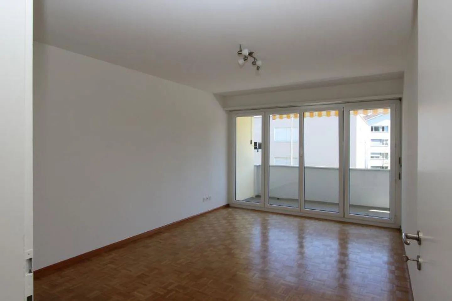 Befristet: Freundliche Wohnung an zentraler Lage - Foto 7 von 9