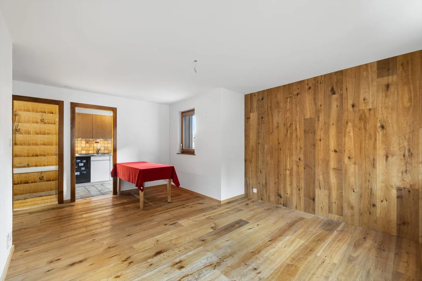 Charmant appartement de 2.5pces avec place intérieure - Photo 2 sur 13