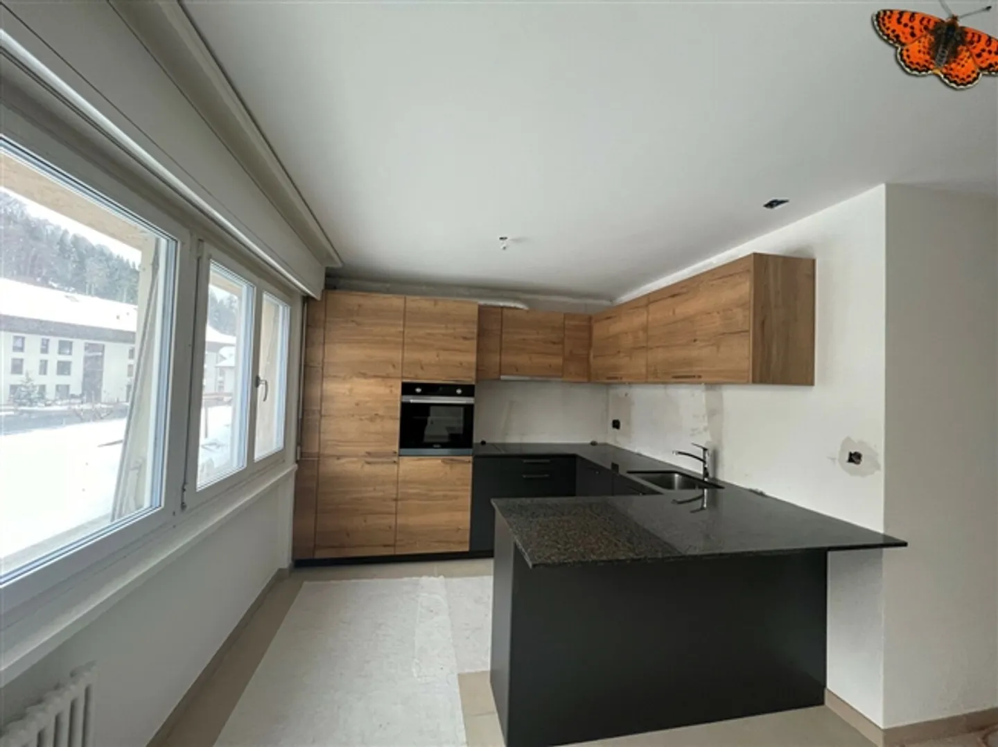 «CHARMANTE 31/2-ZIMMERWOHNUNG KOMPLETT RENOVIERT - Centre de la Roche» - Foto 1 von 8