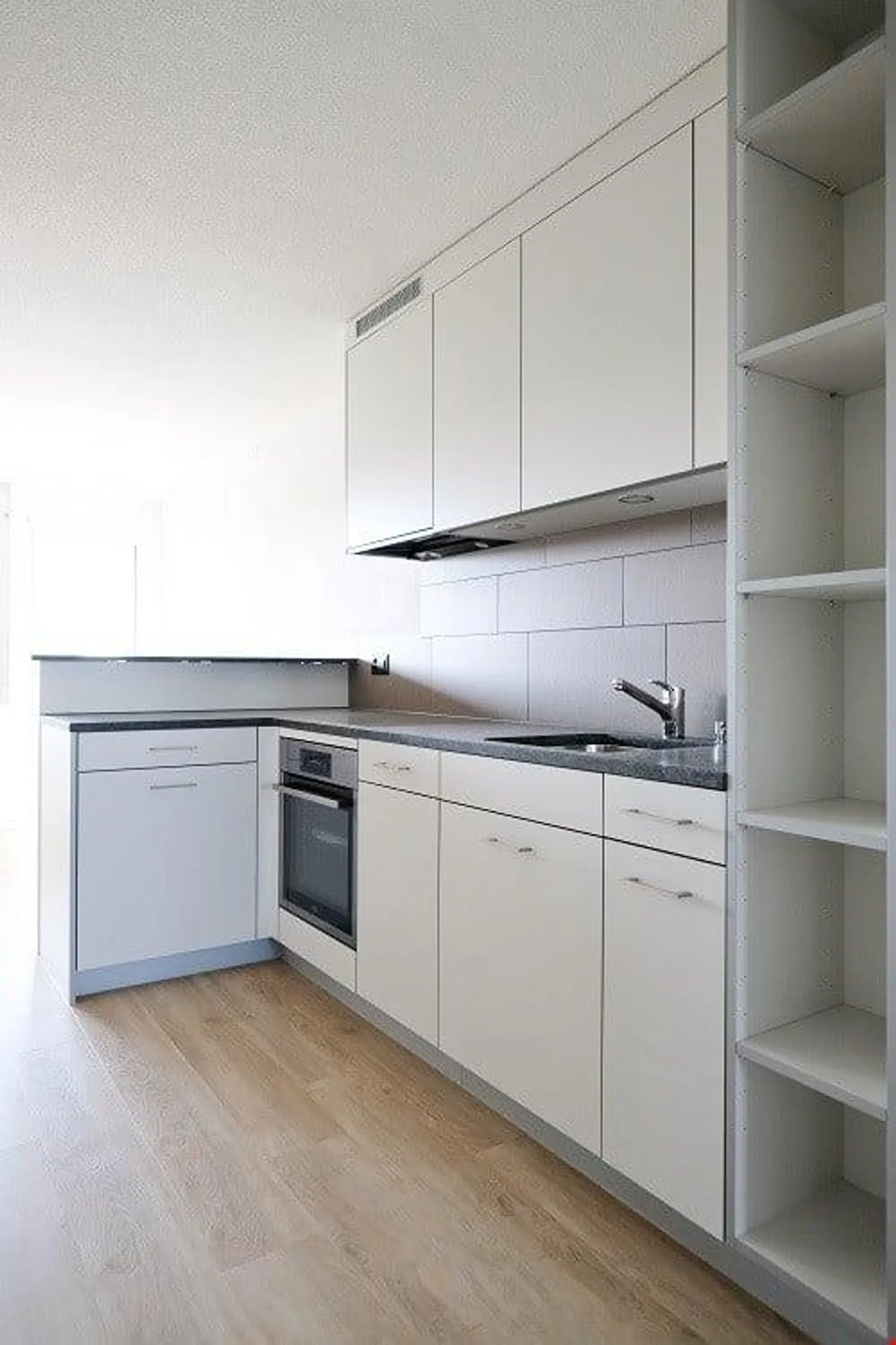 Appartement idéal pour célibataire - Photo 2 sur 9