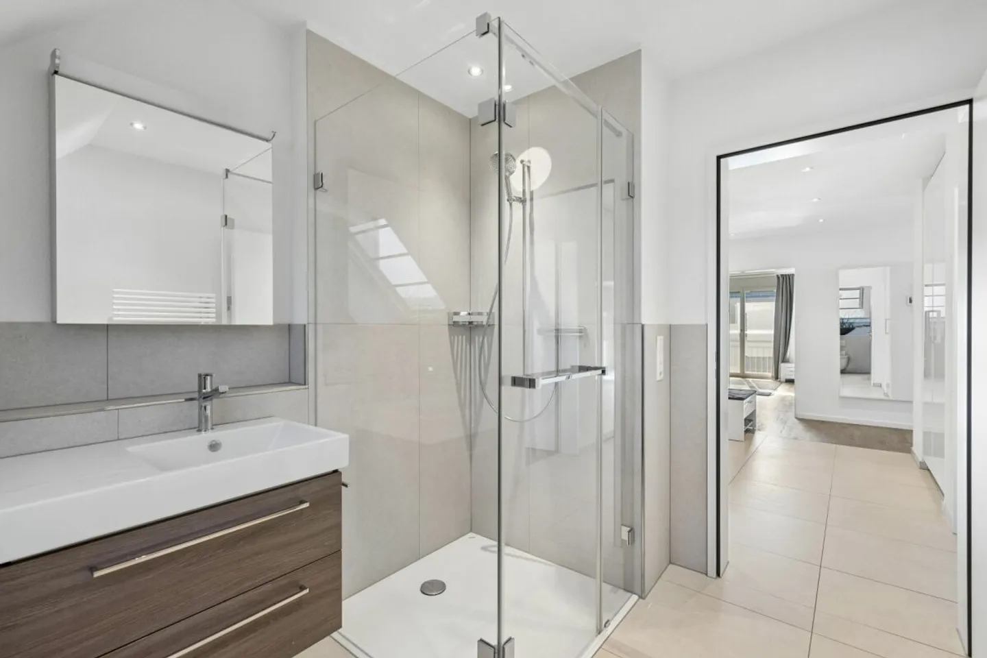 TWO LEVELS - TWO TERRACES - A HOME - Photo 7 of 19