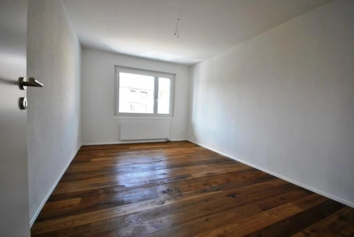 Emplacement résidentiel central, près de l'aéroport de Zurich - Photo 5 sur 7