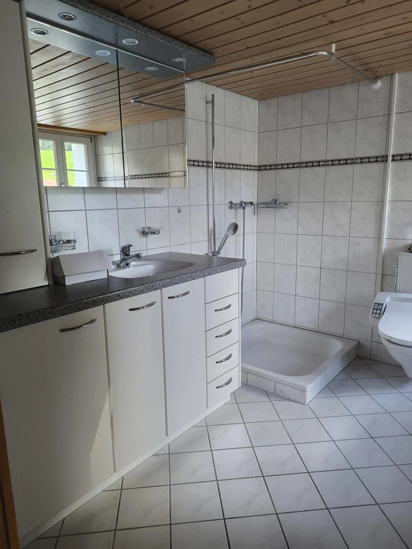 4.5 Zimmer Hausteil in wunderbarer ländlicher Gegend - Foto 8 von 9