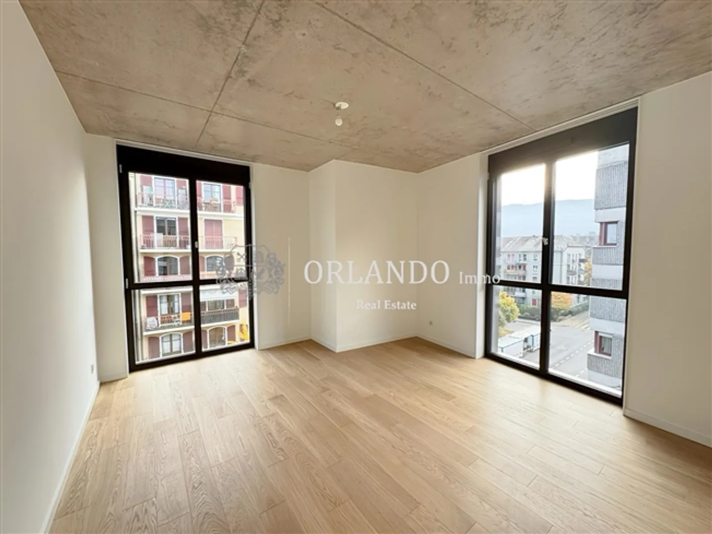 Beautiful new 5-room apartment - Carouge area - Photo 1 of 8