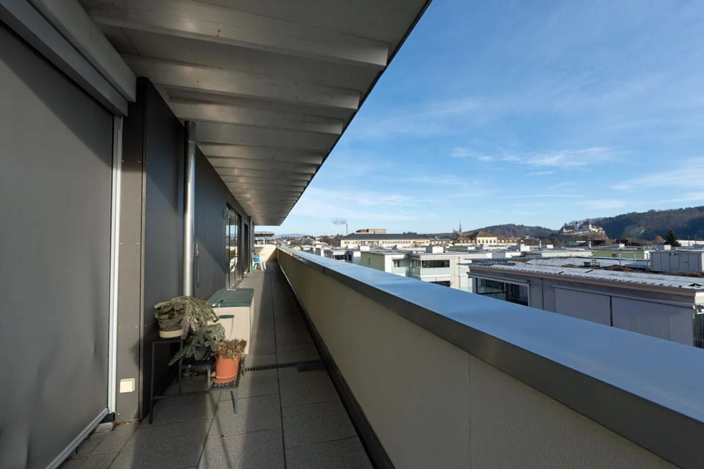 Exclusive penthouse apartment with dream terrace in Burgdorf - Photo 10 of 13