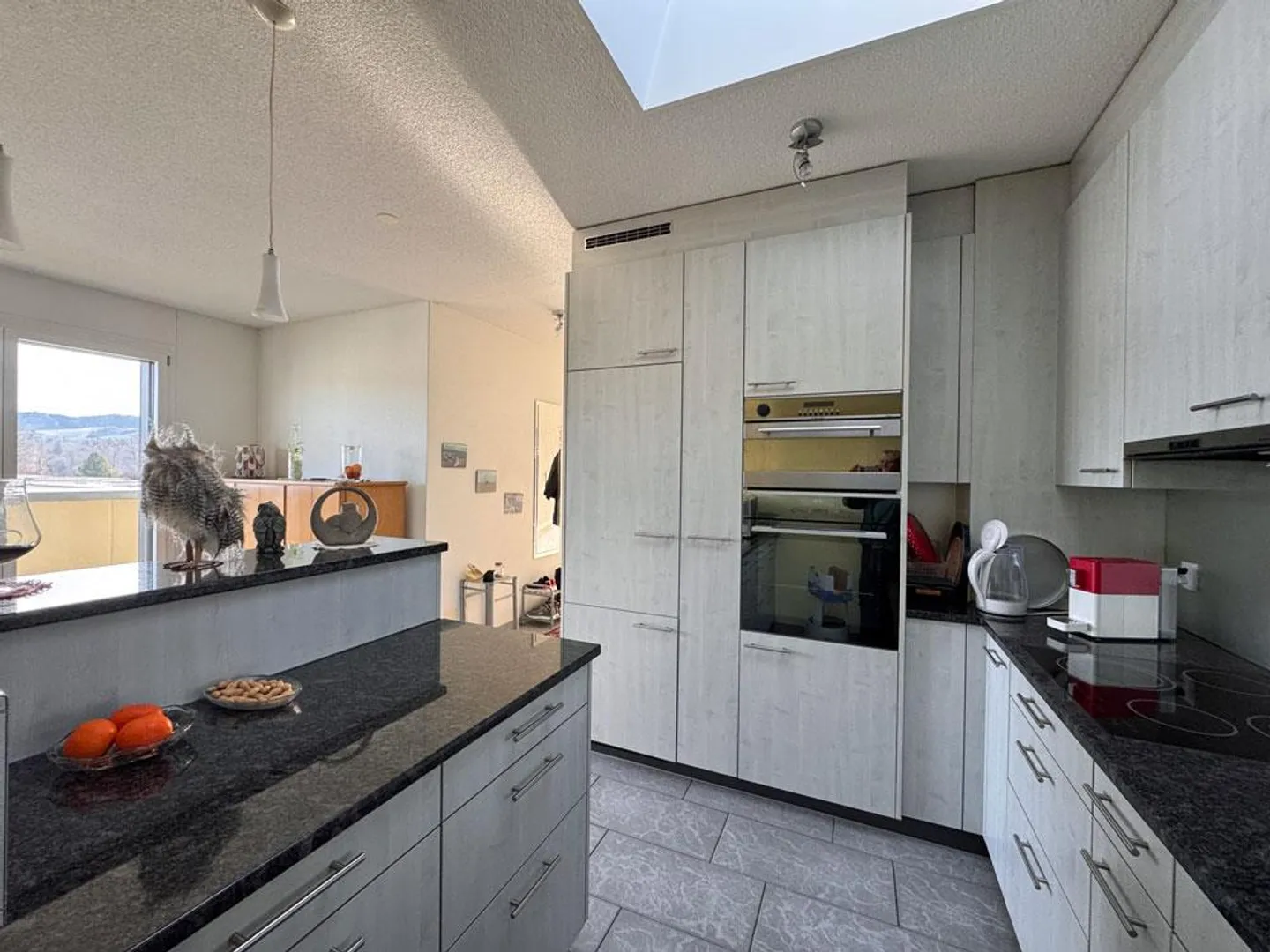 Exclusive penthouse apartment with dream terrace in Burgdorf - Photo 7 of 13