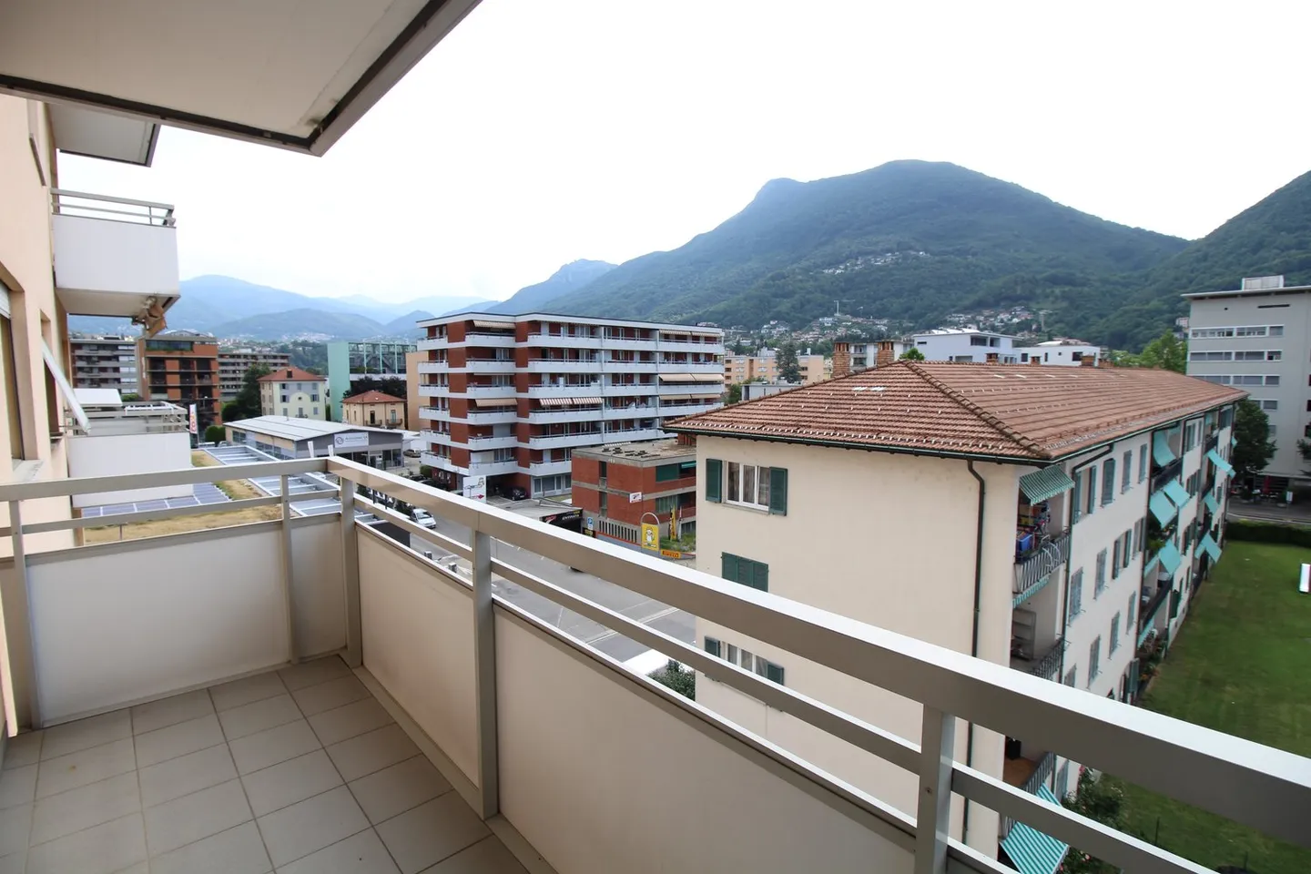 LUGANO - 2.5-ZIMMER-WOHNUNG ZU VERMIETEN - Photo 6 of 6