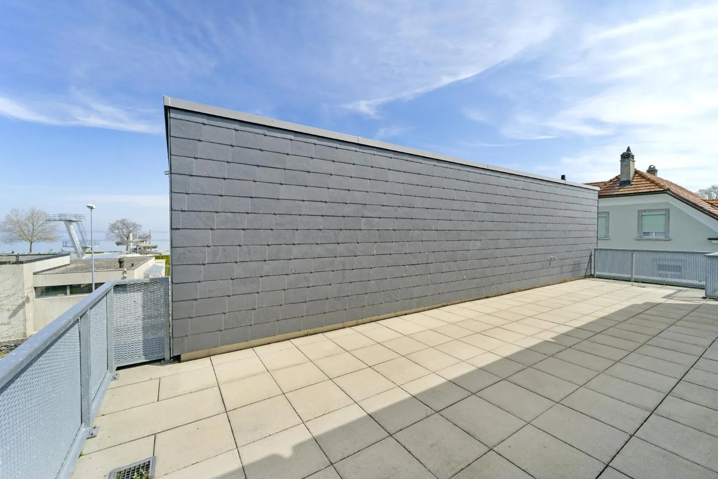 Spazioso attico direttamente sul lago! - Foto 6 di 6