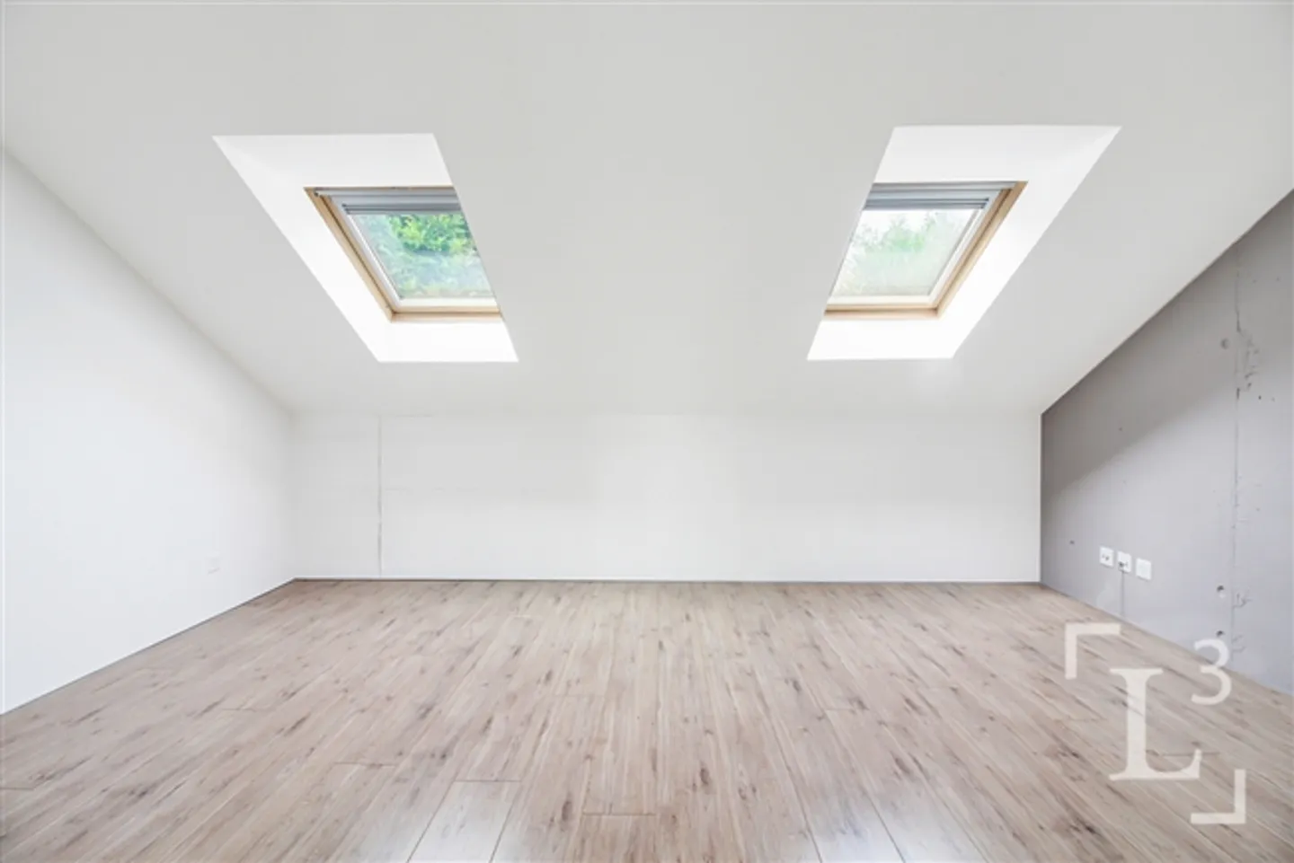 Maison à pignon moderne avec jardin et vue sur les Alpes - Photo 13 sur 16