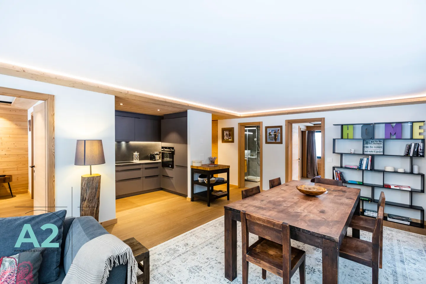 Magnificent 4.5 room apartment fully renovated at the foot of the ski slopes - Photo 5 of 22