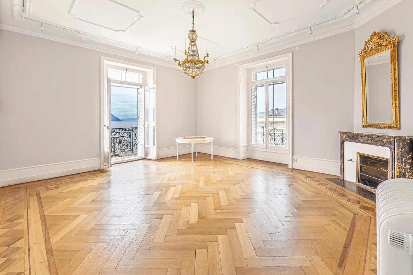 APPARTAMENTO 2 CAMERE A MONTREUX (VD), ARREDATO, A TEMPO DETERMINATO - Foto 4 di 10