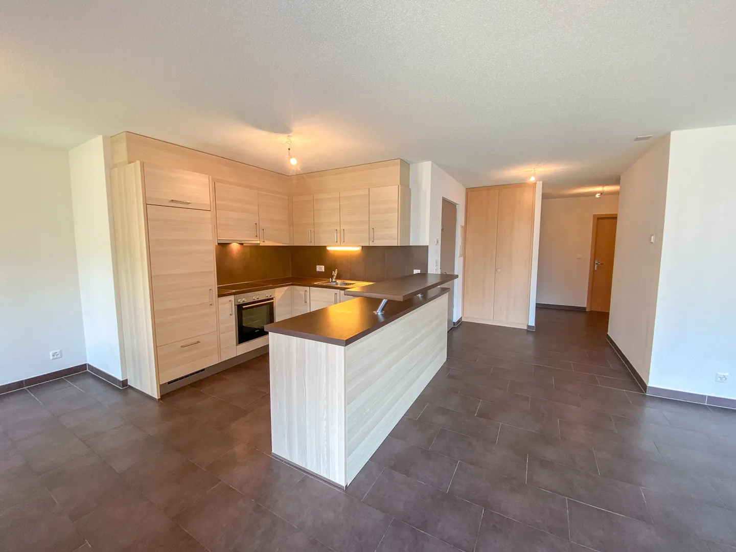 Superb 4.5 room bright apartment with balcony - Conthey - Photo 1 of 14