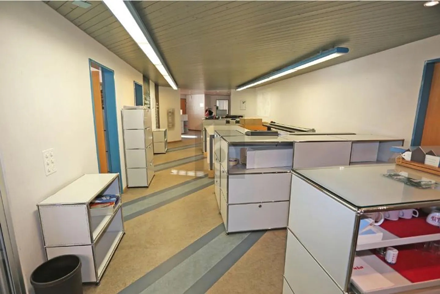 Office space for rent - Photo 2 of 6