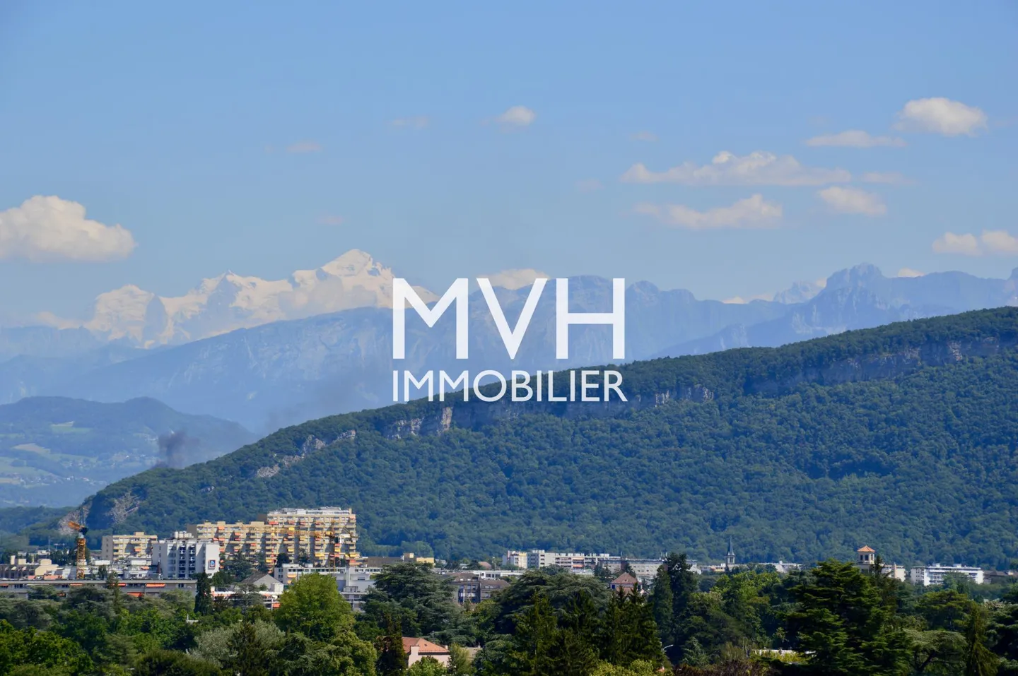 Appartement de Luxe avec Vue sur le Mont Blanc - Photo 2 sur 7