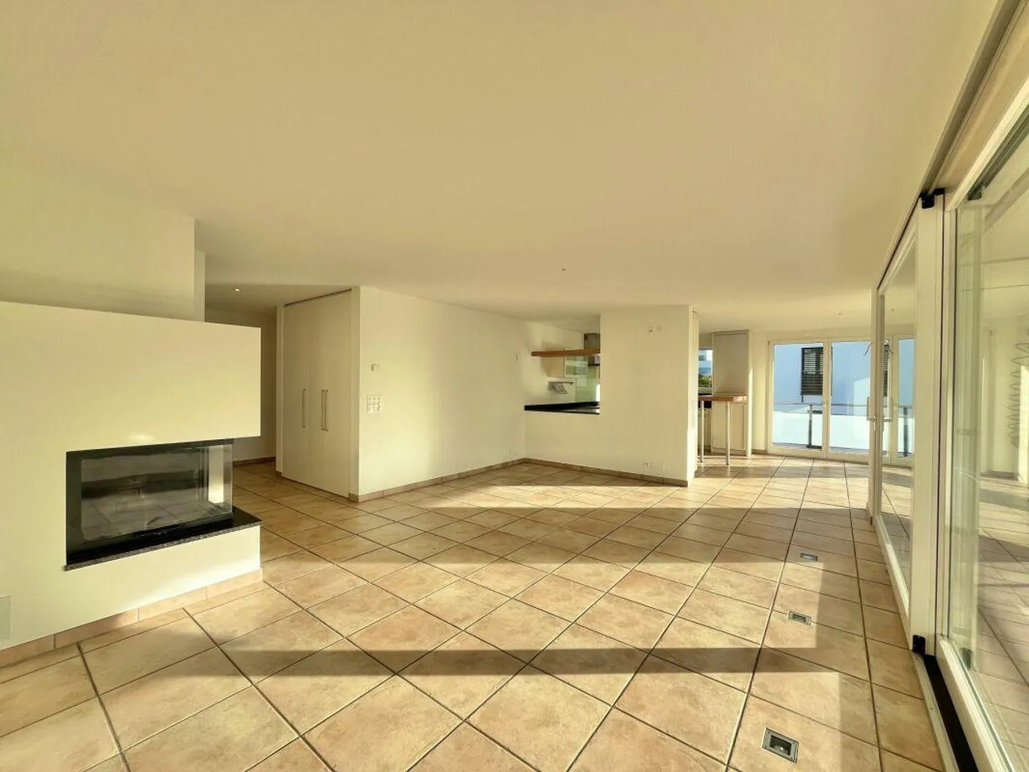 Appartement de 4.5 pièces: vivre dans un environnement soigné et calme, proche de la nature et du centre... - Photo 5 sur 13