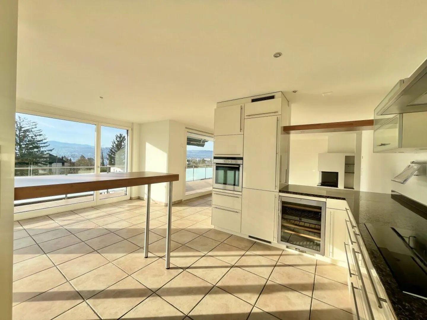 Appartement de 4.5 pièces: vivre dans un environnement soigné et calme, proche de la nature et du centre... - Photo 6 sur 13