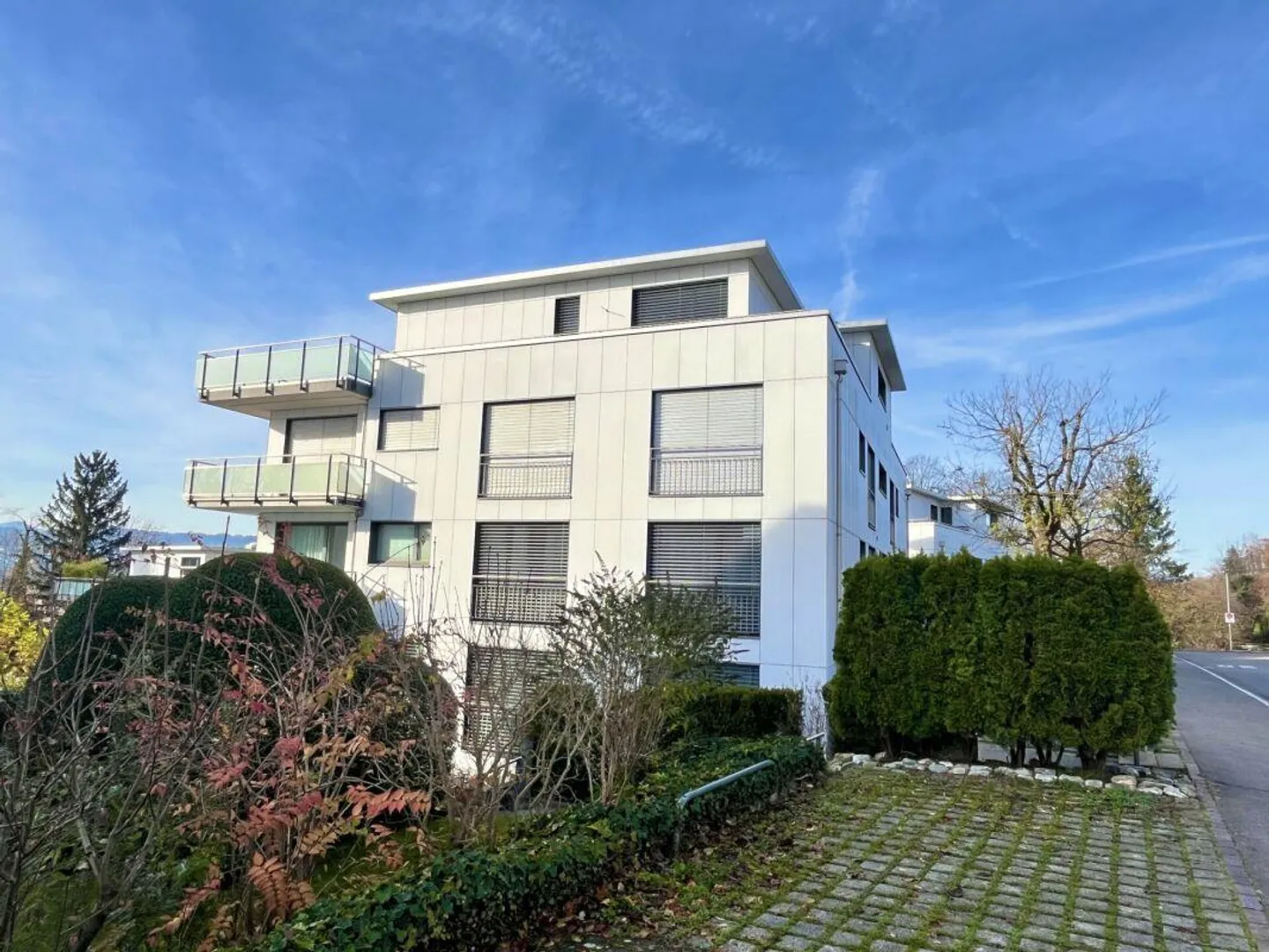 Appartement de 4.5 pièces: vivre dans un environnement soigné et calme, proche de la nature et du centre... - Photo 12 sur 13