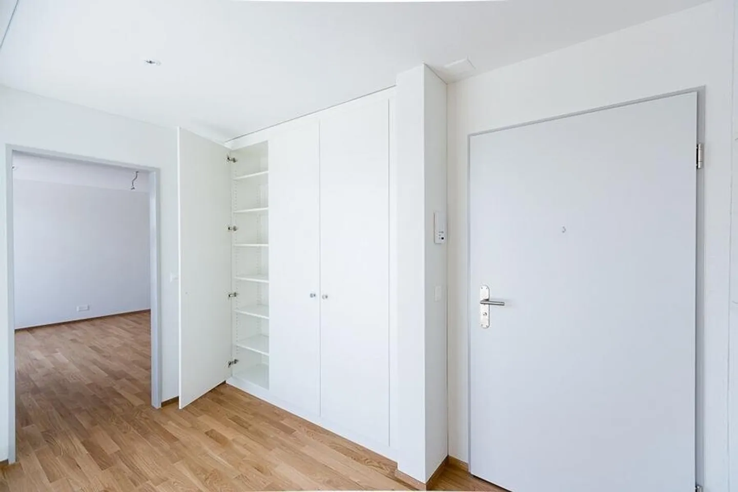 Penthouse for rent - Photo 2 of 10