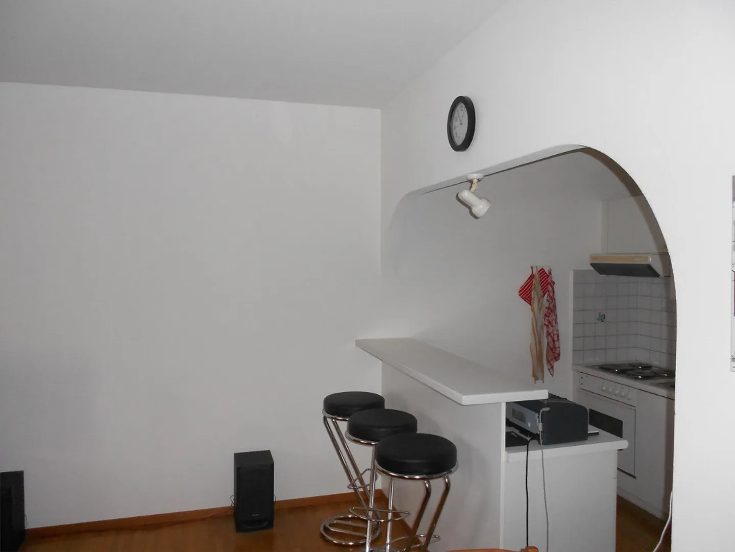 COPY - Cozy 1 1/2-room apartment - Photo 3 of 4