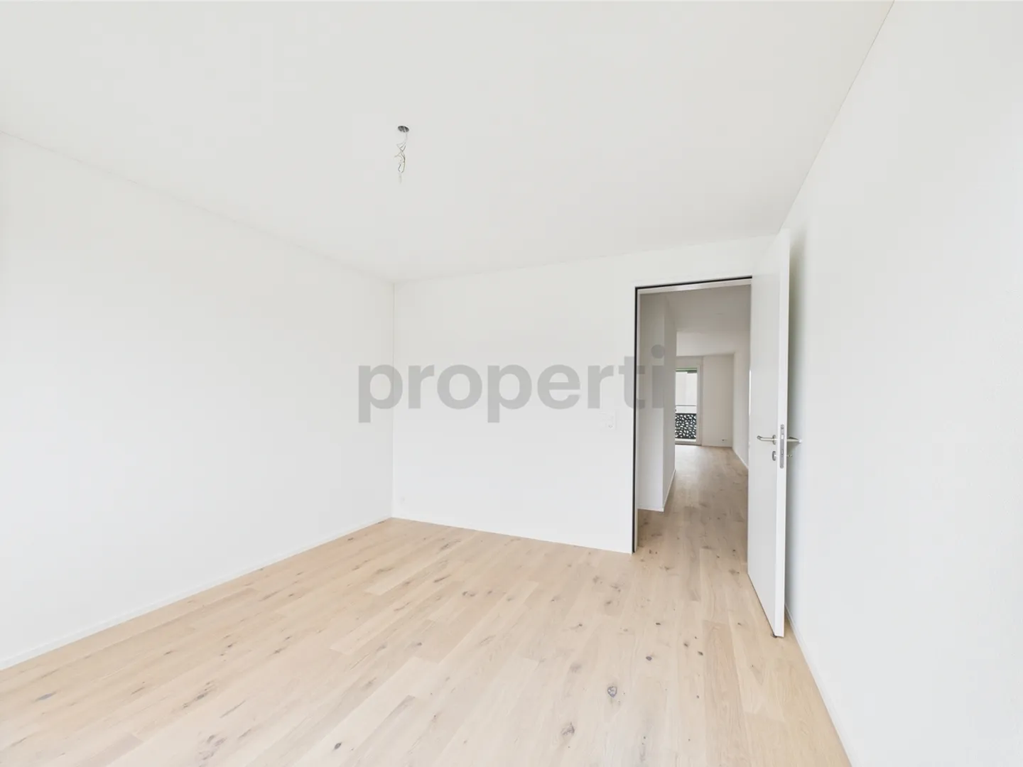 Appartamento moderno di 4,5 stanze in un quartiere adatto alle famiglie a Gommiswald - Foto 8 di 13