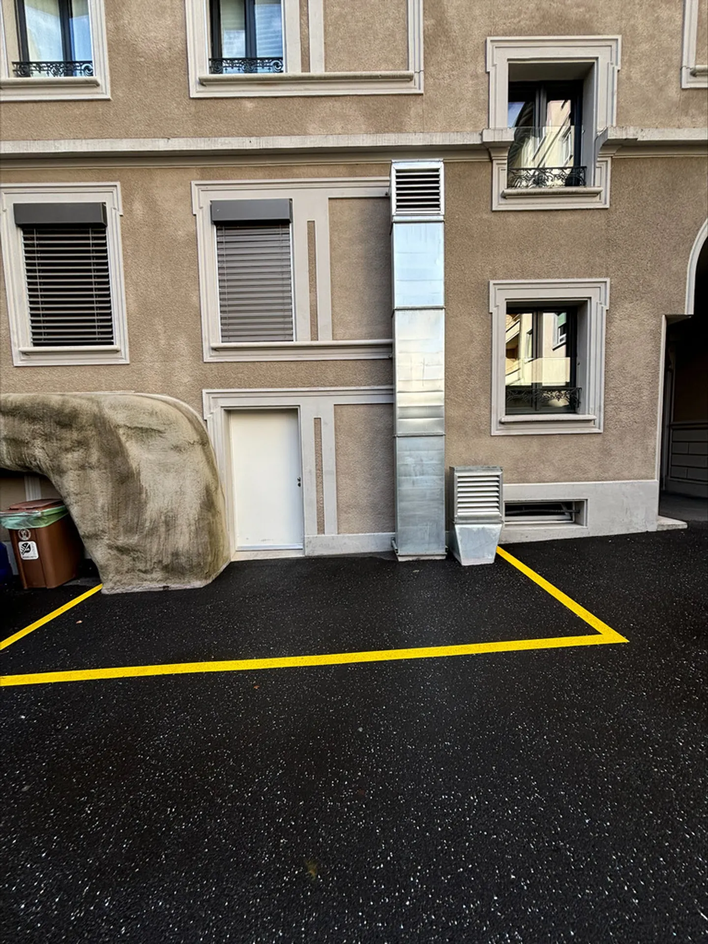Parkplatz im Freien mieten - Foto 1 von 1