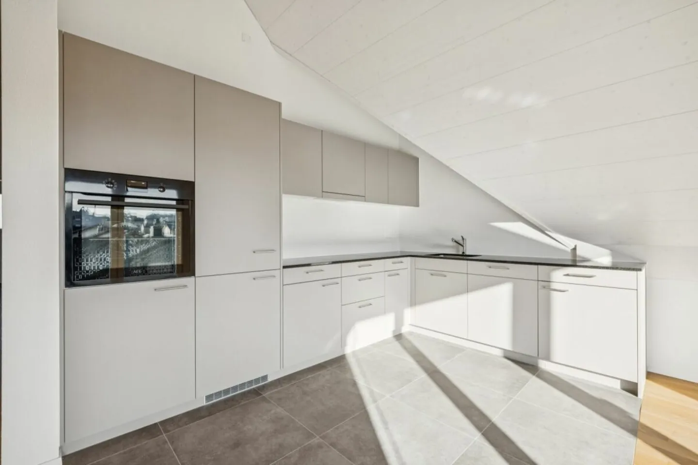 Votre nouveau chez-vous au cœur de Sulz-Rickenbach - 2,5 pièces, emplacement idéal ! - Photo 2 sur 6