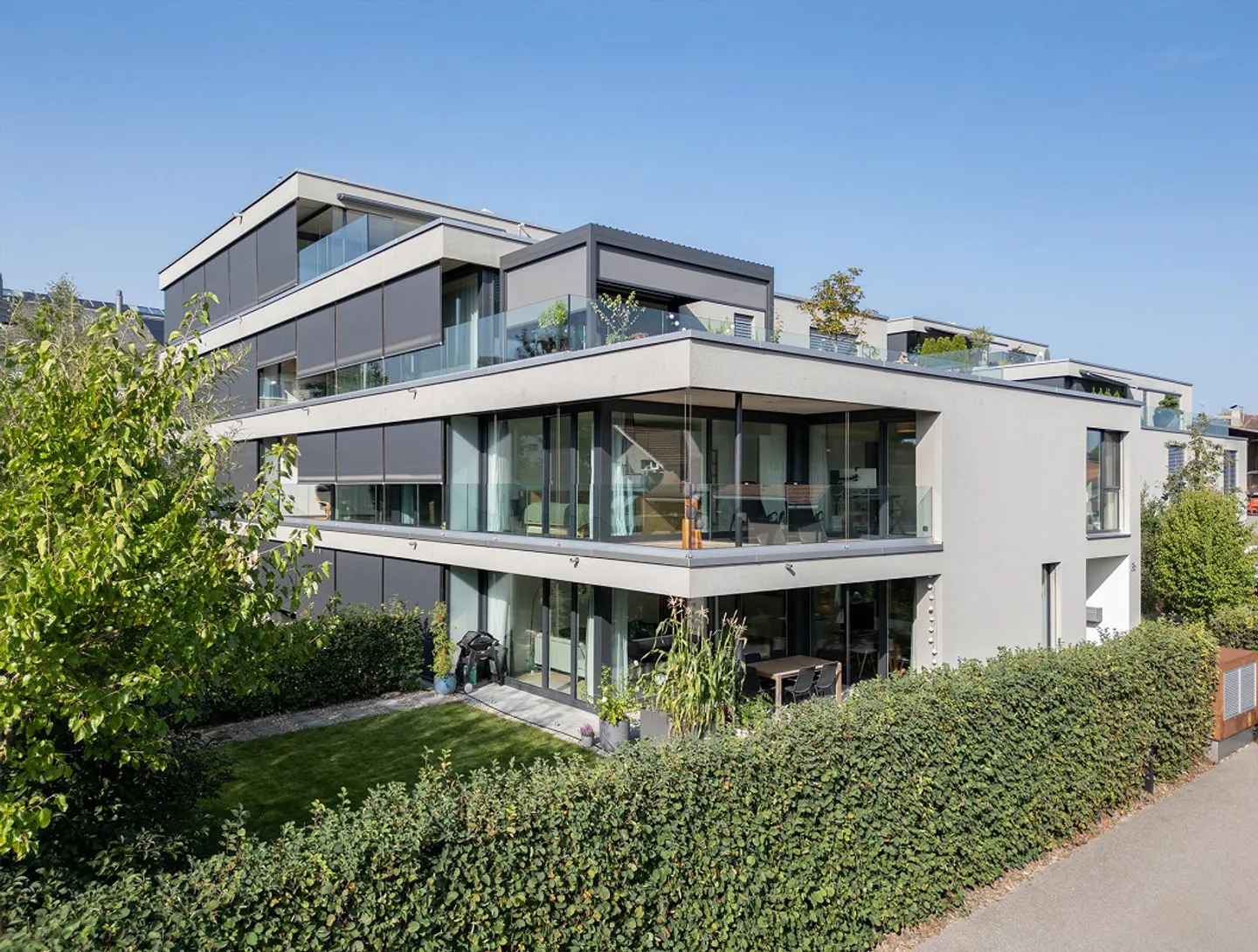 5.5 Room Maisonette Apartment with Additional Atelier Room - Photo 1 of 17