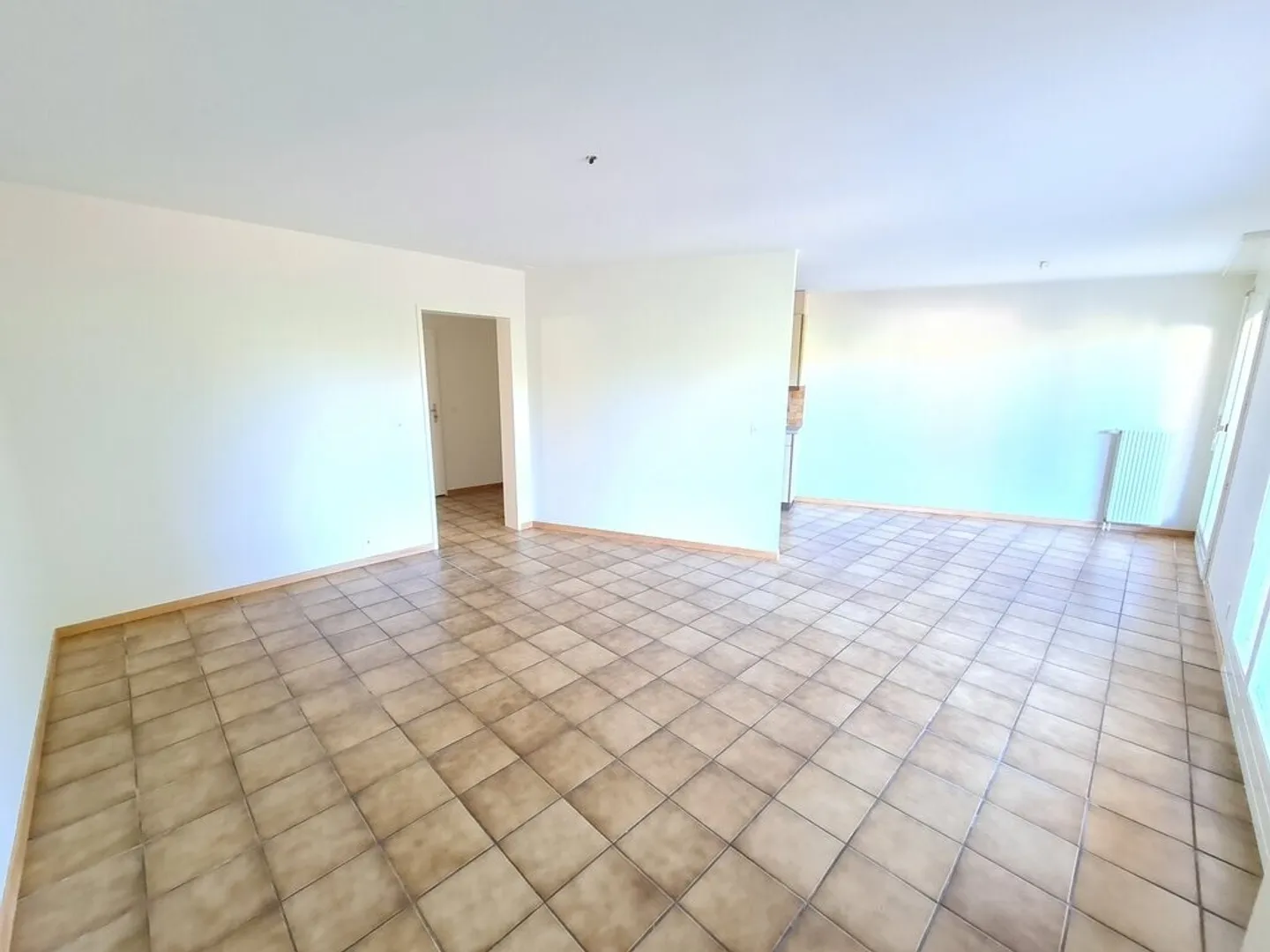 Charming Apartment in Echallens - Photo 3 of 9