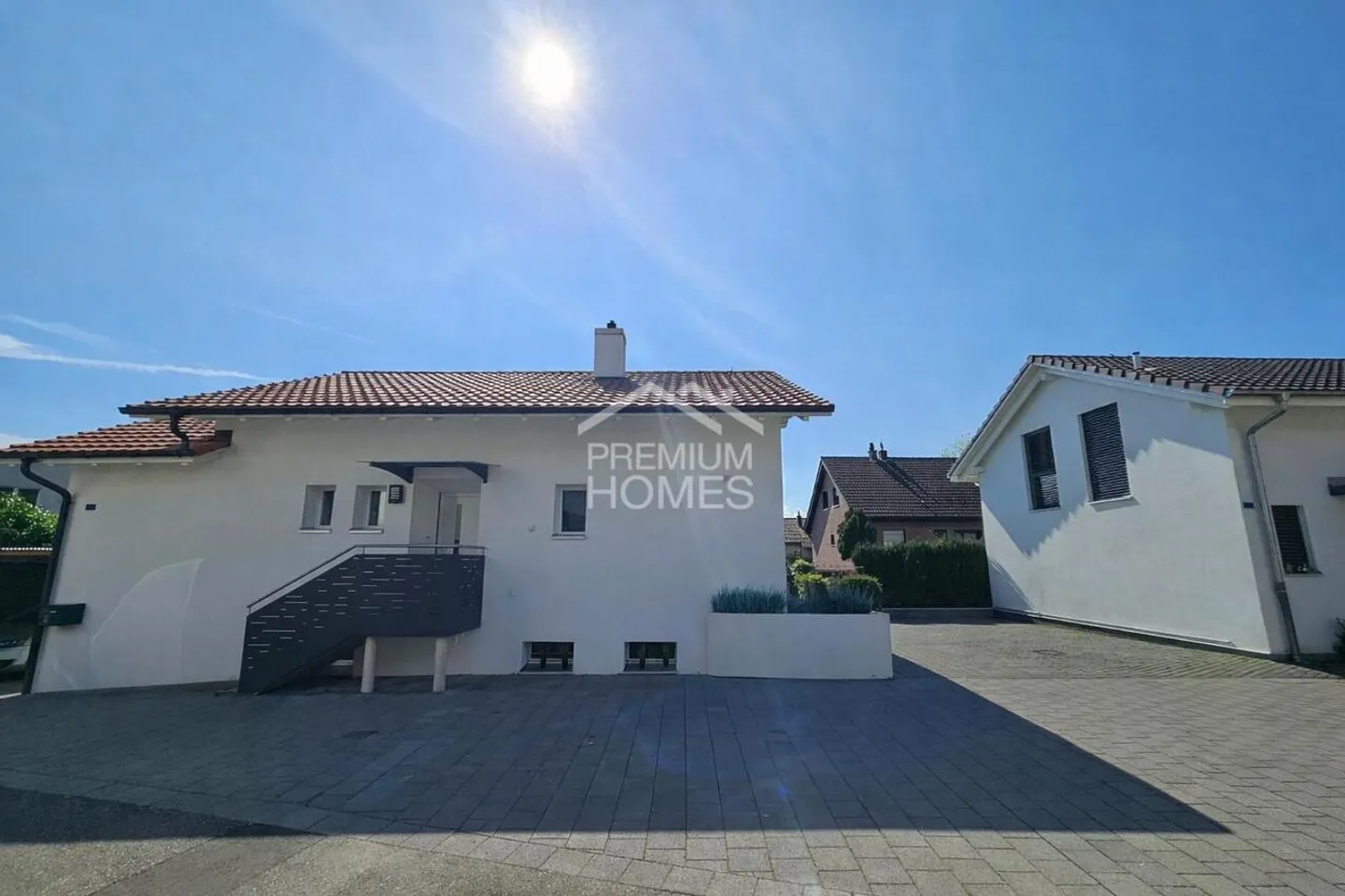 Cette maison a quelque chose que les autres n'ont pas ! - Photo 2 sur 7