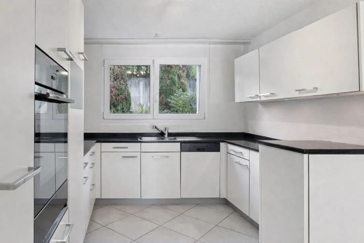 Appartement 4.5 pièces - Photo 2 sur 8