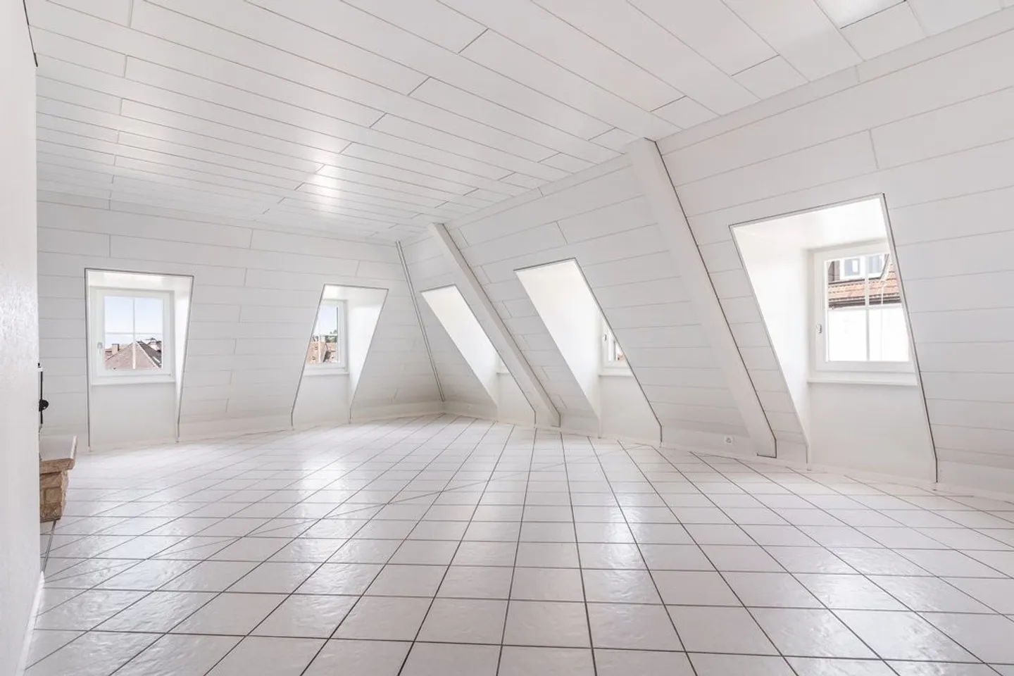 Treat yourself to accommodation in the city center! - Photo 2 of 11