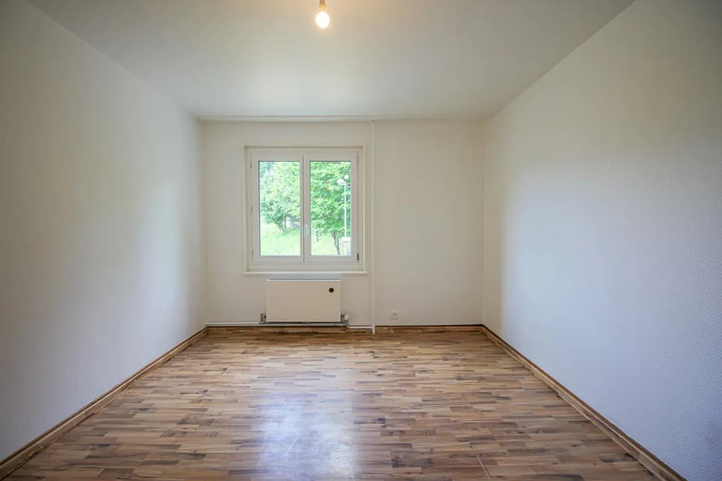 3.5-room apartment on the 2nd floor with balcony - Photo 7 of 8